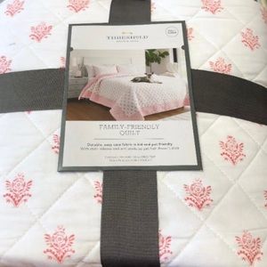 Pink comfy quilt Full/queen- blanket bedding - Pet friendly- anti- static